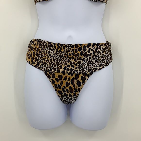Victoria’s Secret NWOT VERY SEXY Bombshell Bikini SET RARE style 34 A and S - Picture 4 of 7